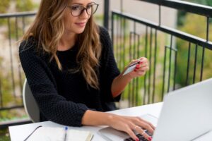Les précautions à prendre avant de souscrire à un prêt personnel rapide